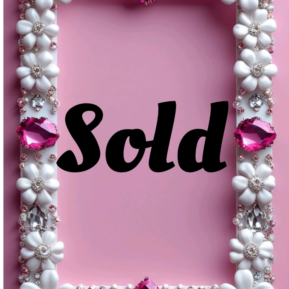 Sold Euc vintage gucci charm button pull pink gems - Picture 1 of 3
